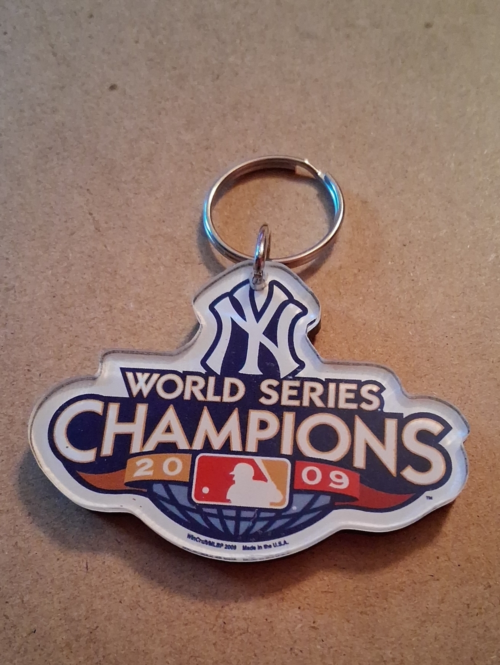 2009 World Series Champions Keychain - Navy/White
